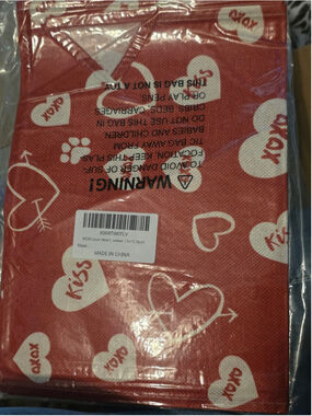 Unbranded Valentine's Day Table Runner 13x72 Red and White Heart Print
